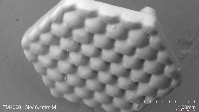 Light-Driven 3D Printing Creates High-Quality Glass Microstructures