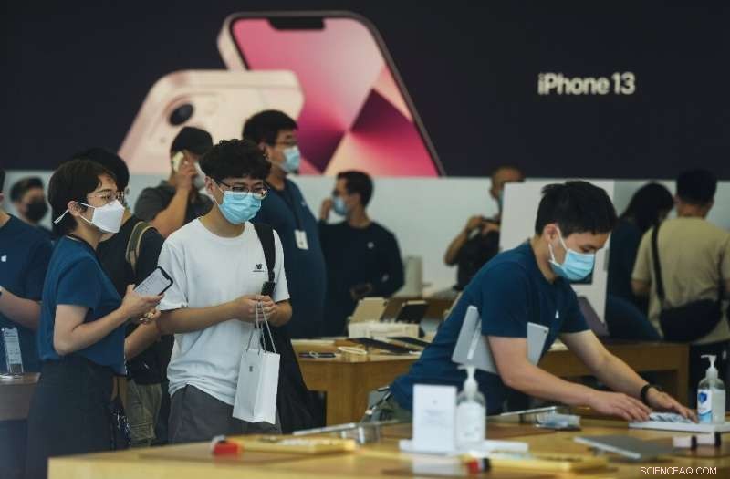 Apple Supplier Production Halted in Shanghai Due to COVID-19