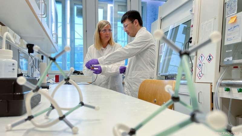 Long-Term Solar Energy Storage Breakthrough: Electricity Generation Now Possible