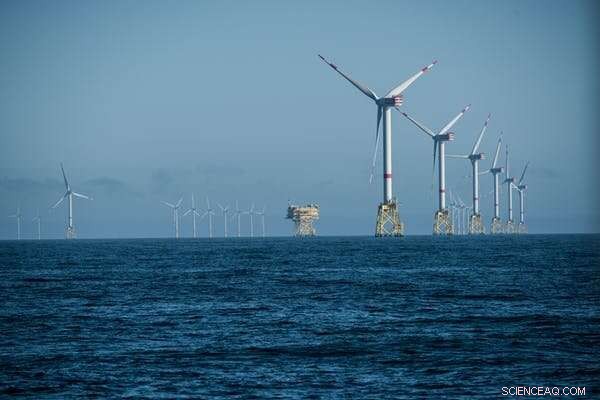 UK s Nuclear Strategy Overlooks Cheaper Onshore Wind to Cut Electricity Costs