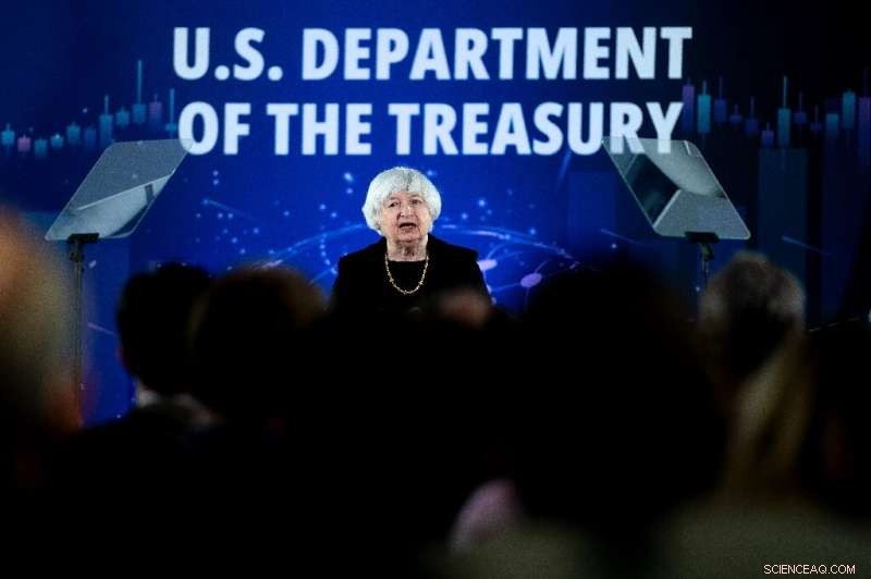 Janet Yellen Advocates for Stronger Cryptocurrency Regulations