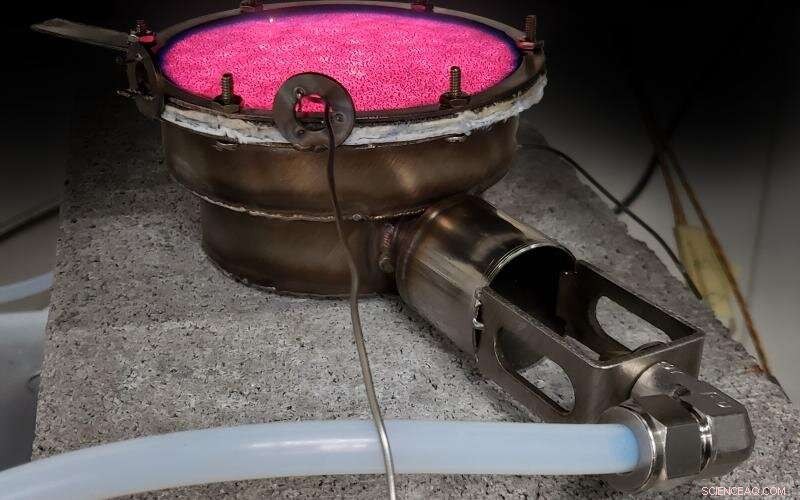 Hydrogen-Natural Gas Cooktop Reduces Emissions | ORNL Innovation