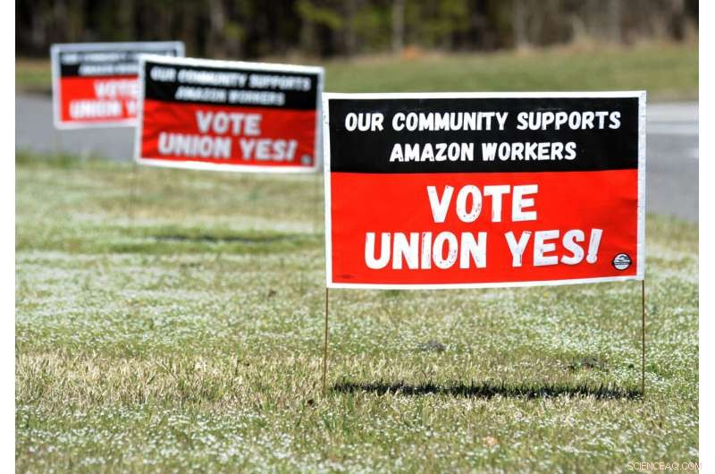 Staten Island Amazon Warehouse Union Election Aims for Historic First