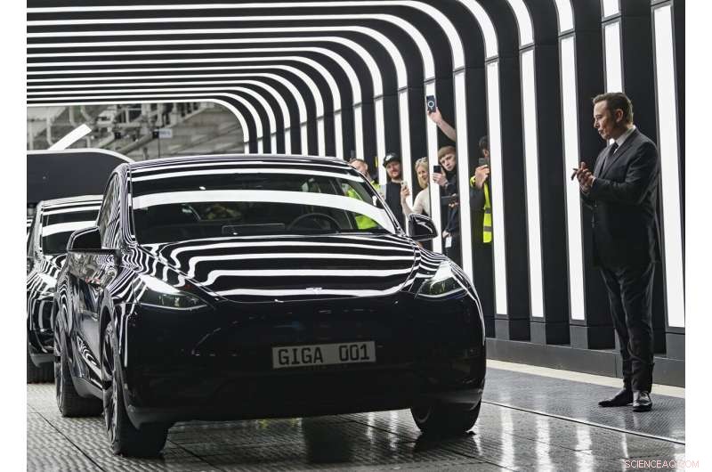 Tesla Inaugurates First European Gigafactory Near Berlin, Strategic Milestone for EV Expansion