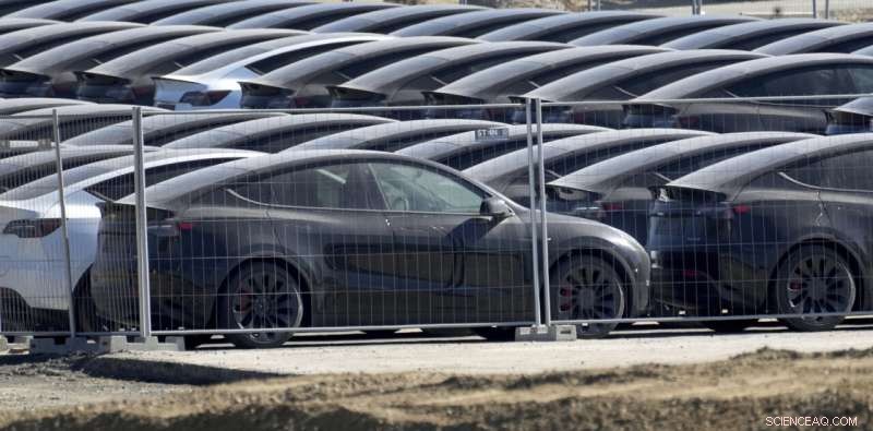 Tesla Inaugurates First European Gigafactory Near Berlin, Strategic Milestone for EV Expansion