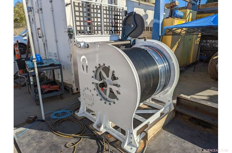 Innovative Compact Marine Winch for Enhanced Vessel Operations | WHOI
