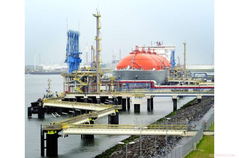 Five Essential Facts: How LNG Drives Europe s Energy Independence from Russia