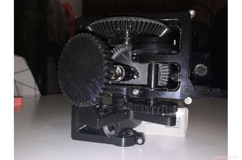 Innovative Labriform-Inspired Robot for Efficient Underwater Missions