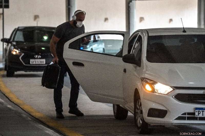 Sao Paulo Uber Drivers Launch Rival App to Combat Soaring Fuel Costs and Low Wages