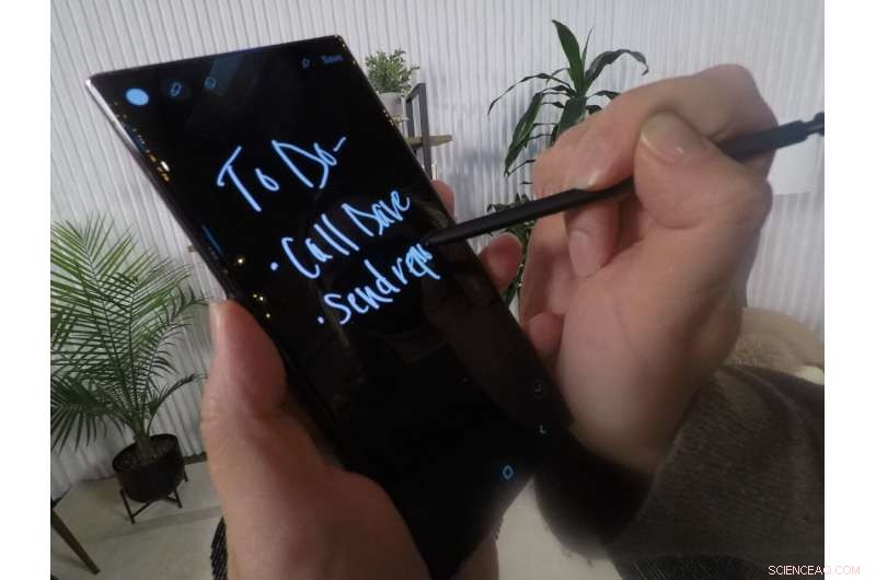 Samsung Galaxy S22 Ultra with S-Pen: A Strategic Move to Reclaim Premium Smartphone Market