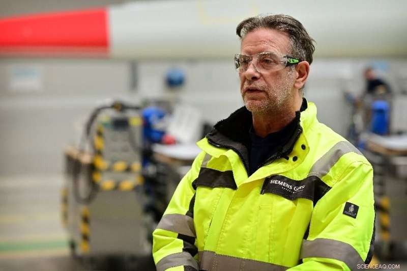 Wind Power Drives Green Revolution in England s Industrial Heartland