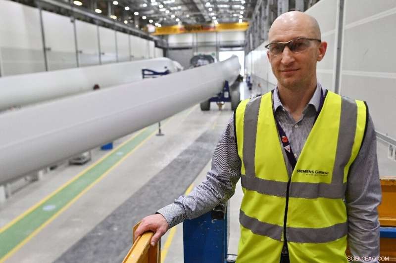 Wind Power Drives Green Revolution in England s Industrial Heartland