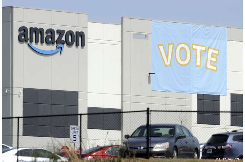 Bessemer Amazon Workers Launch Grassroots Campaign in Renewed Unionization Effort