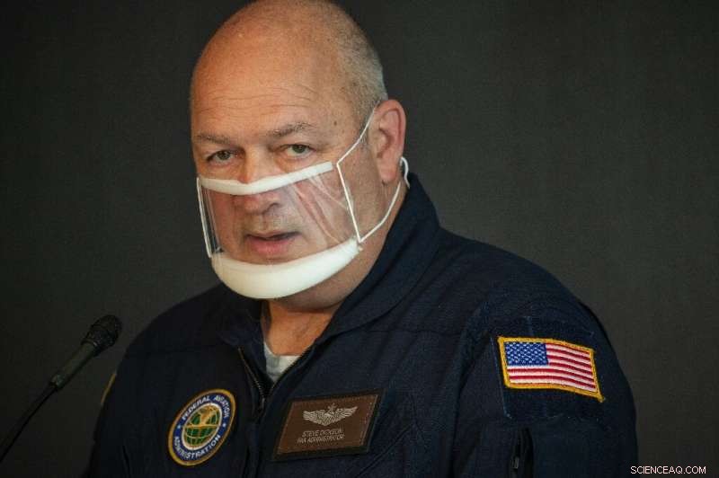 FAA Chief: Permanent 5G Safety Solution Near Airports to Take At Least One Year