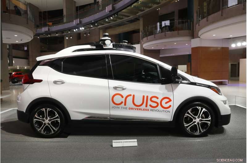 Cruise Launches Public Driverless Taxi Service in San Francisco