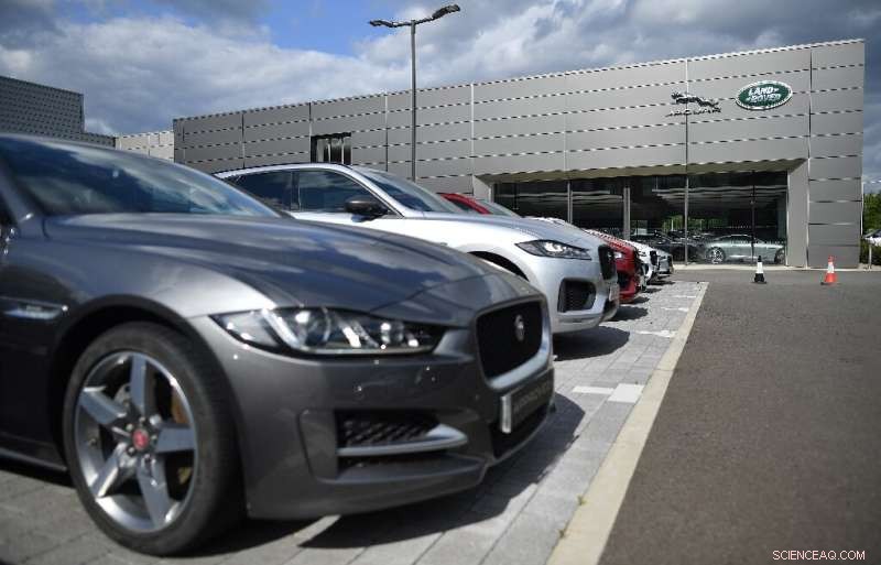 Tata Motors Reports Fourth Consecutive Quarterly Loss as Chip Shortage Impacts Jaguar Land Rover