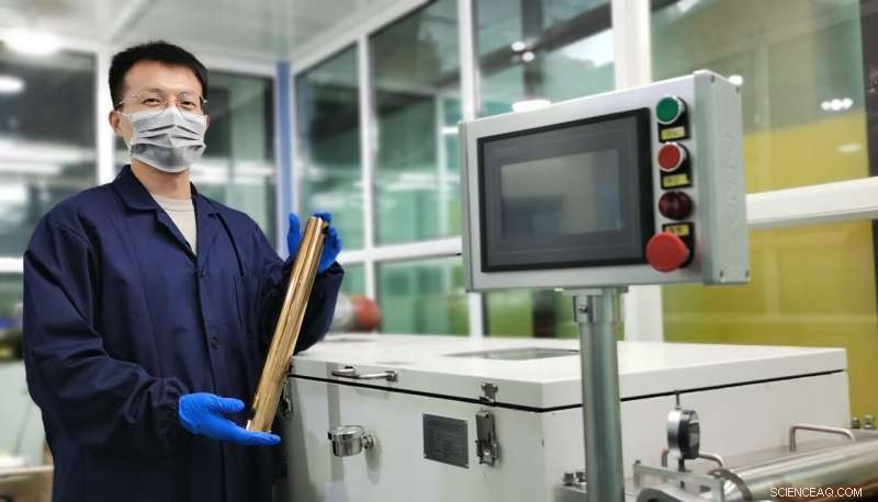 Breakthrough PEM Fuel Cells Operate from -20°C to 200°C