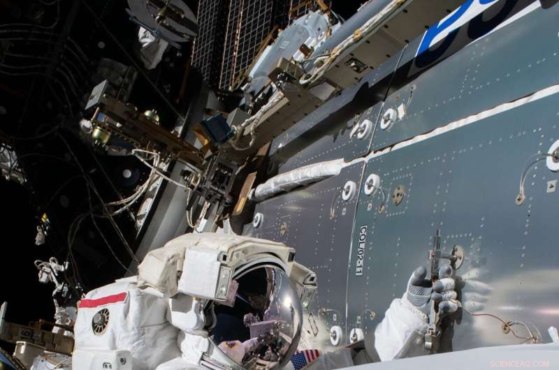 European Data Relay System Enables Light-Speed Broadband Connectivity for ISS Astronauts to Europe