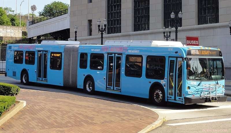 Study Reveals Pandemic Worsened Transit Inequities for Essential Workers