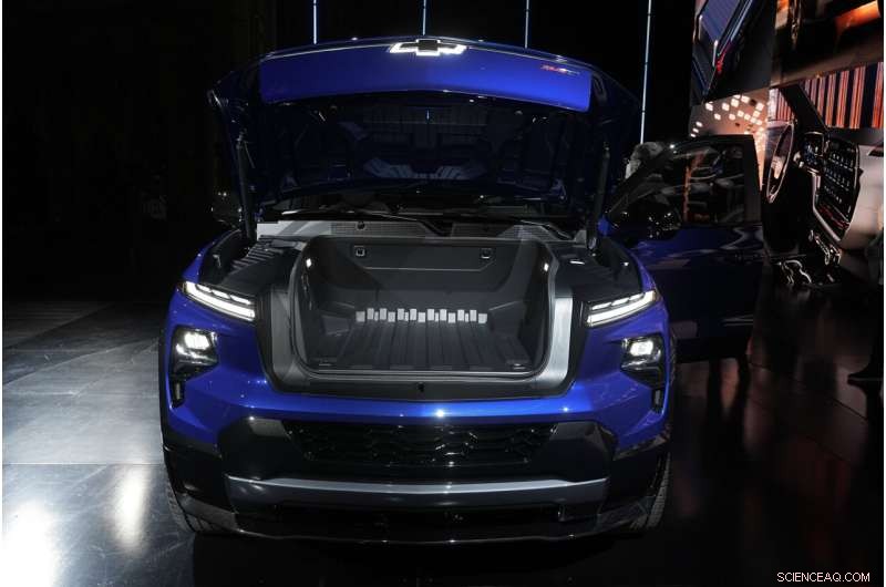 Chevrolet Silverado EV Debuts as GM Enters Competitive Electric Truck Market
