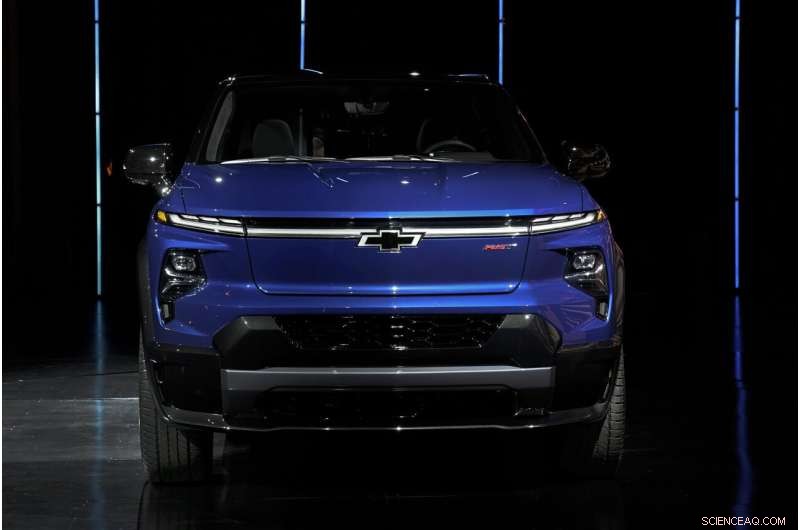 Chevrolet Silverado EV Debuts as GM Enters Competitive Electric Truck Market