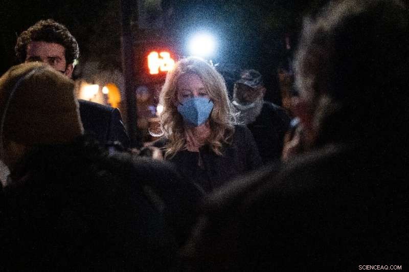 Theranos Founder s Fraud Conviction Alarms Silicon Valley Startups, Analysts Say