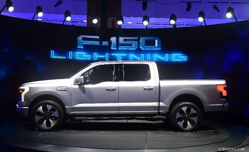 Ford Boosts Electric F-150 Lightning Production to 150,000 Units Annually Amid High Demand