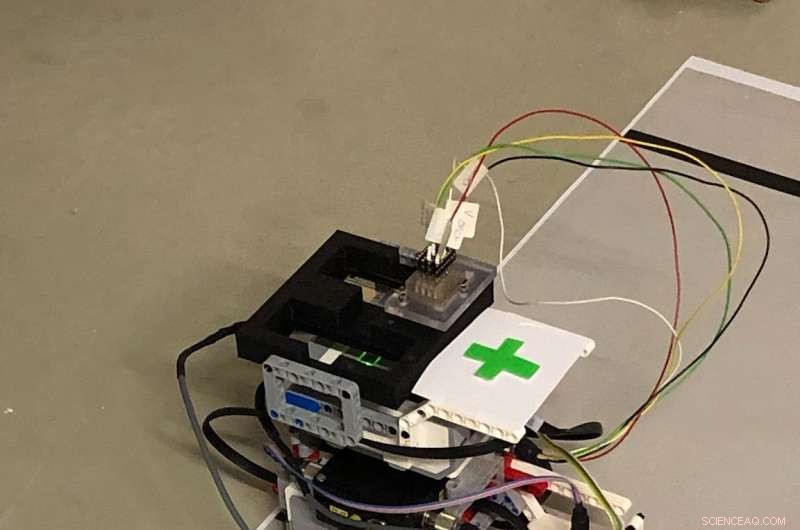 Neuromorphic Brain-Powered Robot Masters Maze Navigation