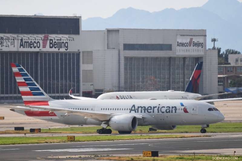 American Airlines Cuts 2022 International Flights Amid Boeing 787 Delays