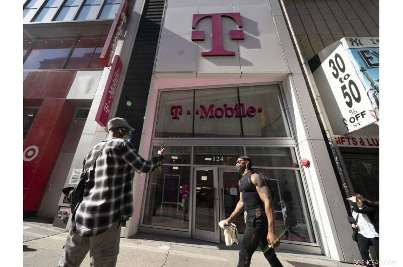 T-Mobile Agrees to $19.5 Million FCC Settlement Over 911 Outage
