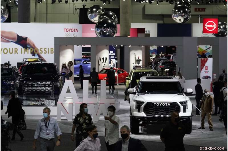 Los Angeles Auto Show Returns with Electric Vehicle Focus, Featuring 2023 Subaru Solterra EV