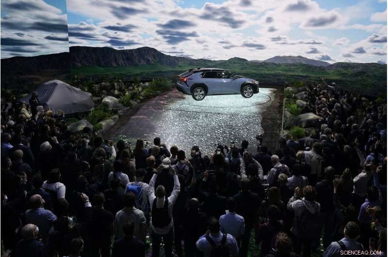 Los Angeles Auto Show Returns with Electric Vehicle Focus, Featuring 2023 Subaru Solterra EV