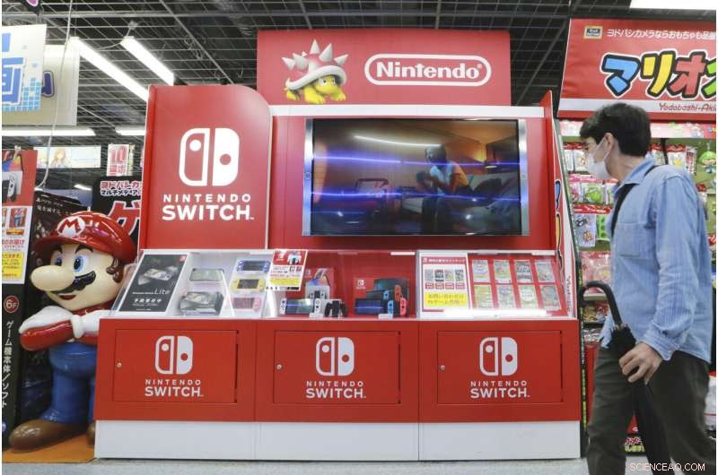 Nintendo Warns Chip Shortage for Switch Production Has No Quick Fix