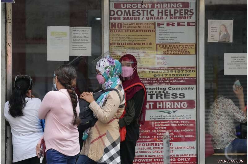 Apple Threatened to Remove Facebook and Instagram Over Middle East Maid Trading