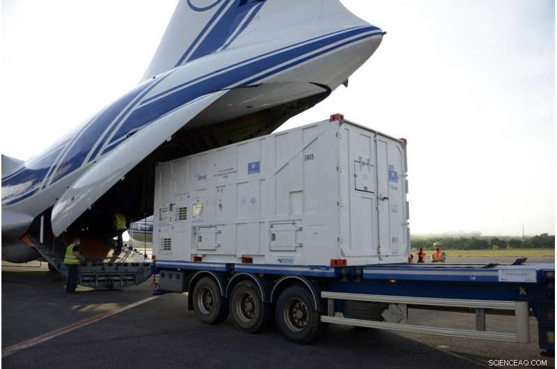 Galileo Satellites 27-28 Safely Arrive at Europe s Spaceport for Launch