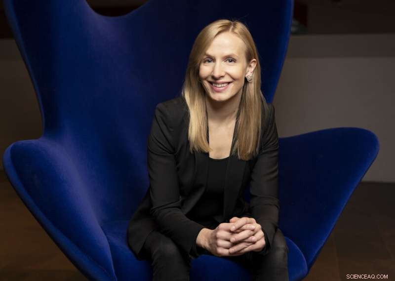 AI and Decision Making: The Role of Humans in an Algorithmic World