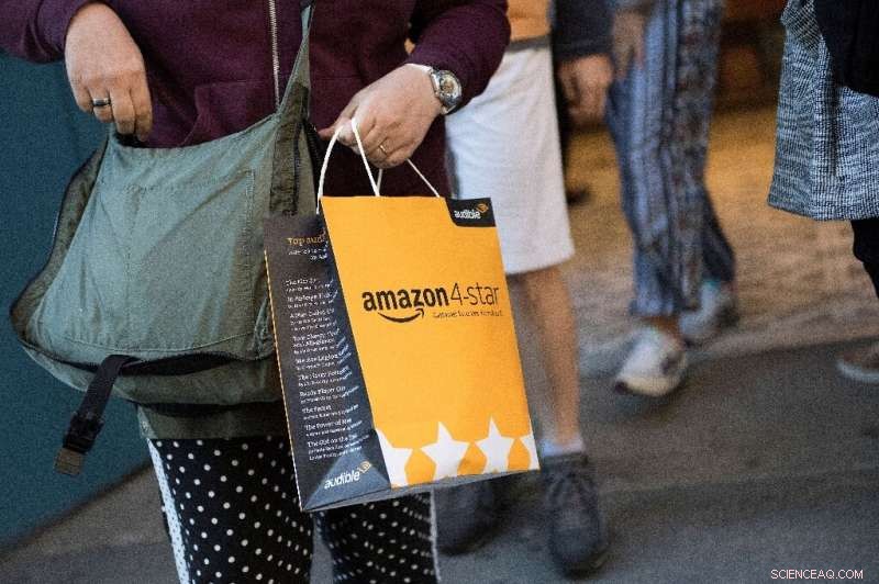 Amazon Unveils Britain s First  4-Star  Non-Food Retail Store