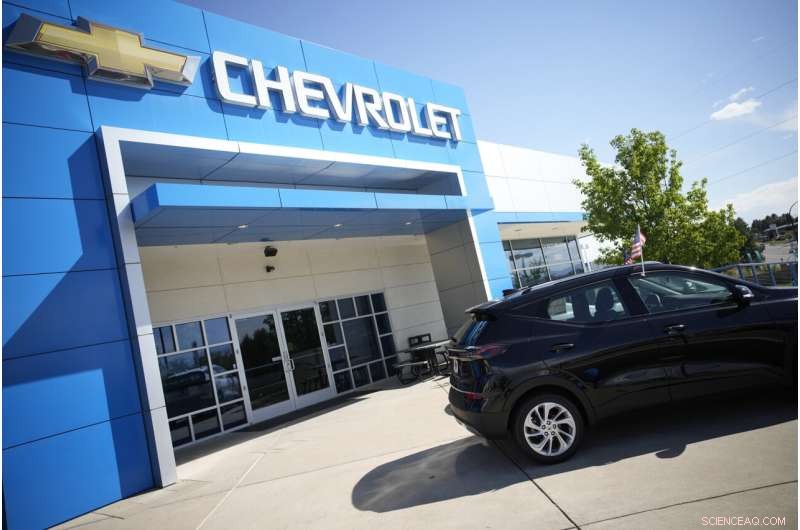 U.S. New Vehicle Sales Plunge in September as Global Chip Shortage Intensifies