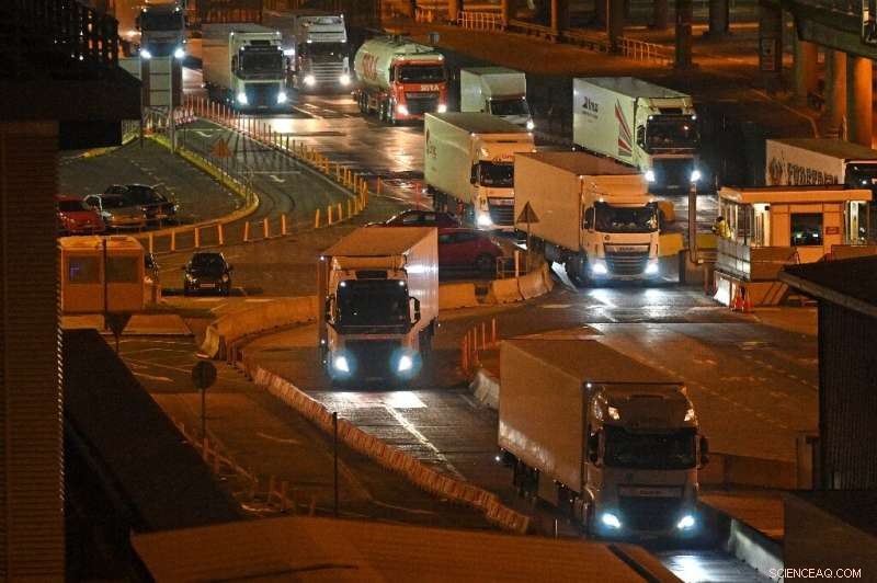 UK Government Urges Calm Amidst Fuel Station Closures