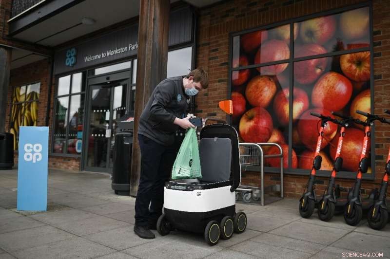 Milton Keynes and Northampton Leverage 200 Delivery Robots to Revolutionize Shopping