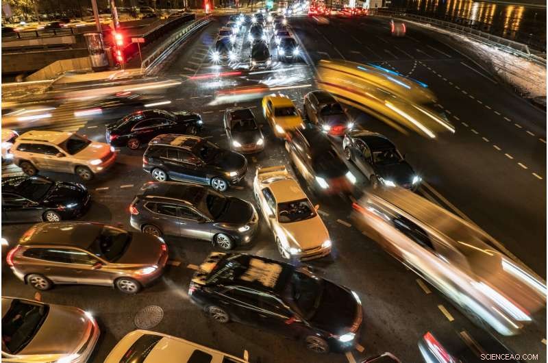 Understanding Urban Congestion: New Model Reveals City Design Impacts