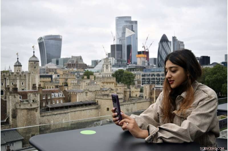 Remote Work for New Hires: Essential Challenges and Growth Opportunities