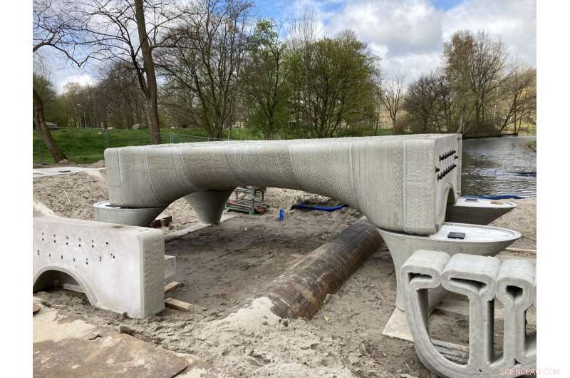 World s Longest 3D-Printed Concrete Bicycle Bridge Opens in Nijmegen