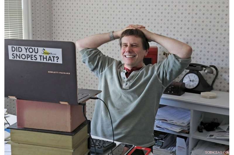 Snopes Co-Founder Admits to Plagiarism, Issues Public Apology