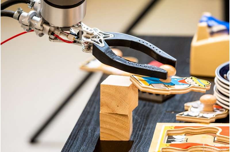 Breakthrough in Robotic Arm Agility Enables Precise Surgical Operations