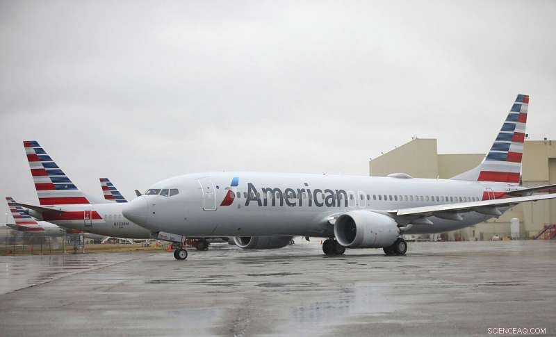American Airlines Alerts to Fuel Shortages at Regional Airports, Adjusts Flight Routes