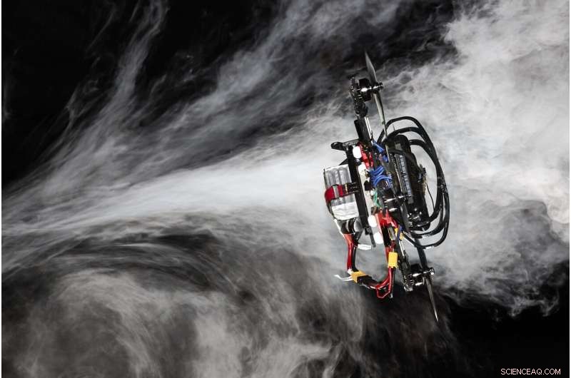 University of Zurich Algorithm Enables Autonomous Drones to Outperform Human Pilots in Drone Races