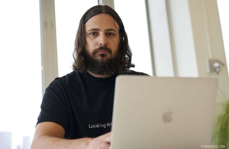 Ethical Hackers Respond to Global Cyberattack: A  Volunteer Fire Brigade  for the Internet