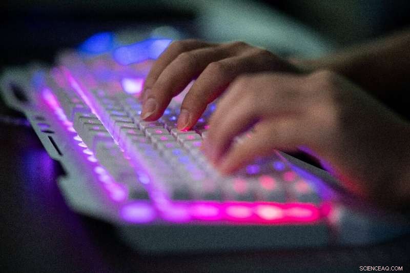 Sophisticated Spyware Campaign Targeted Journalists and Activists - Microsoft & Citizen Lab Report