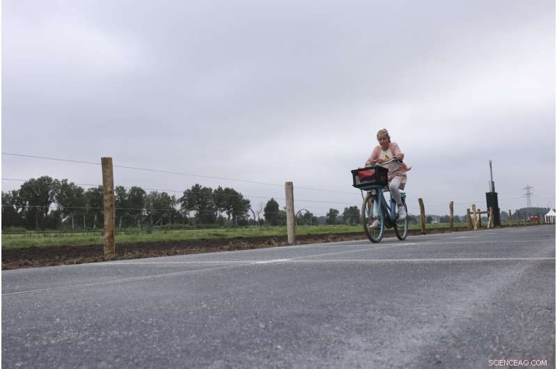 Dutch Province Launches Solar-Powered Bicycle Path to Advance Sustainable Transport